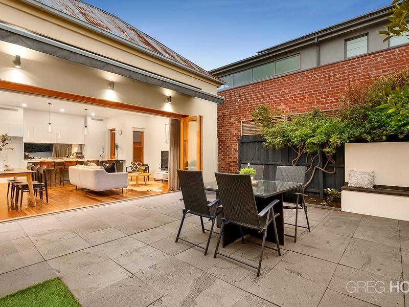 6 Erskine Street, Albert Park image 4