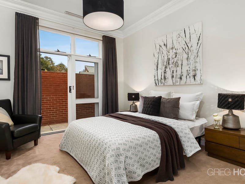 6 Erskine Street, Albert Park image 5