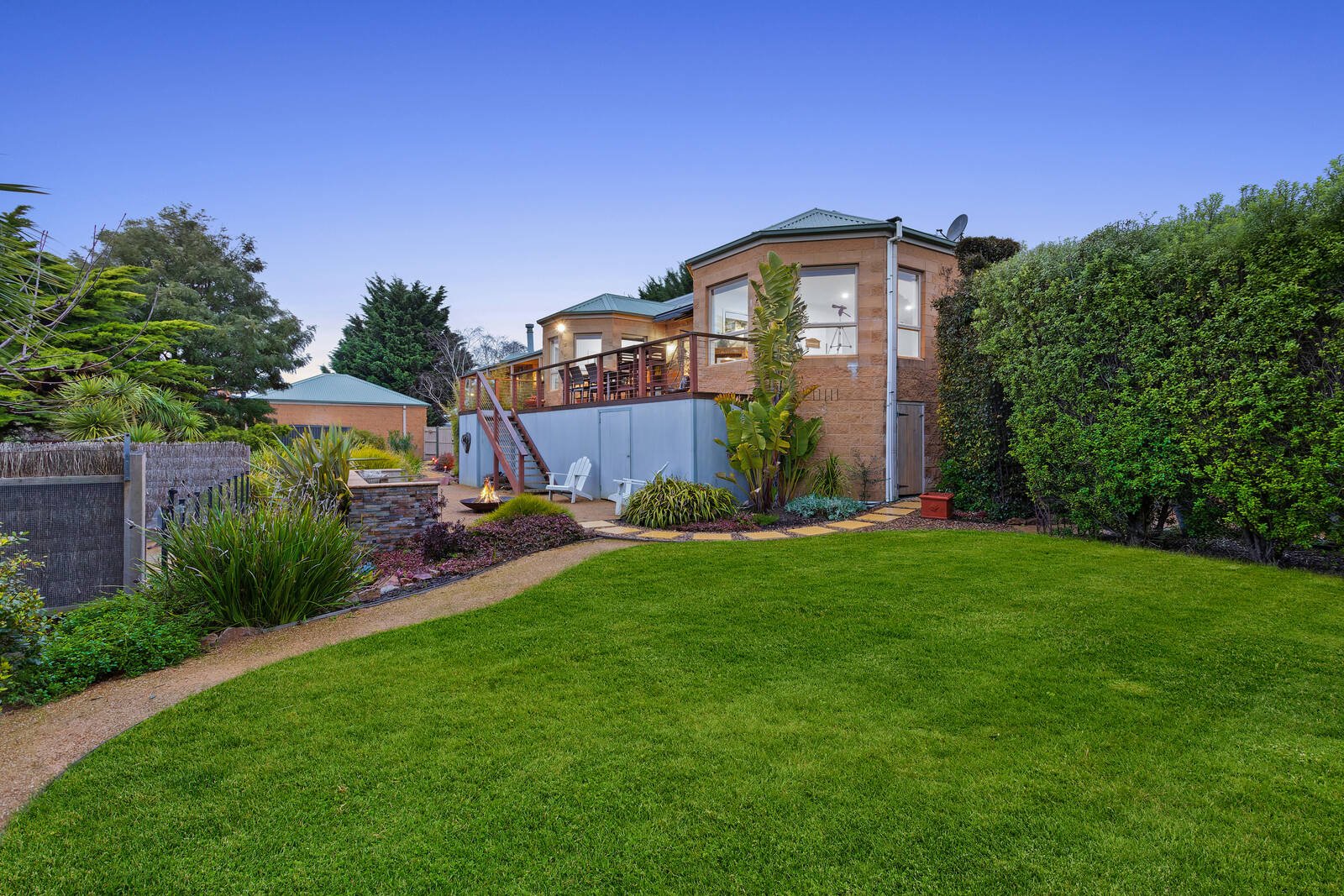Property Gallery Thumbnail 12