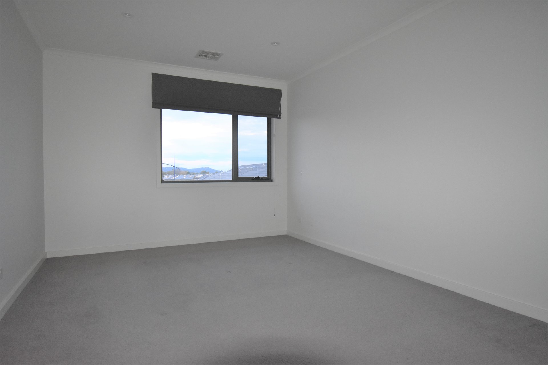 6 Esslemont Way, Wantirna South image 5