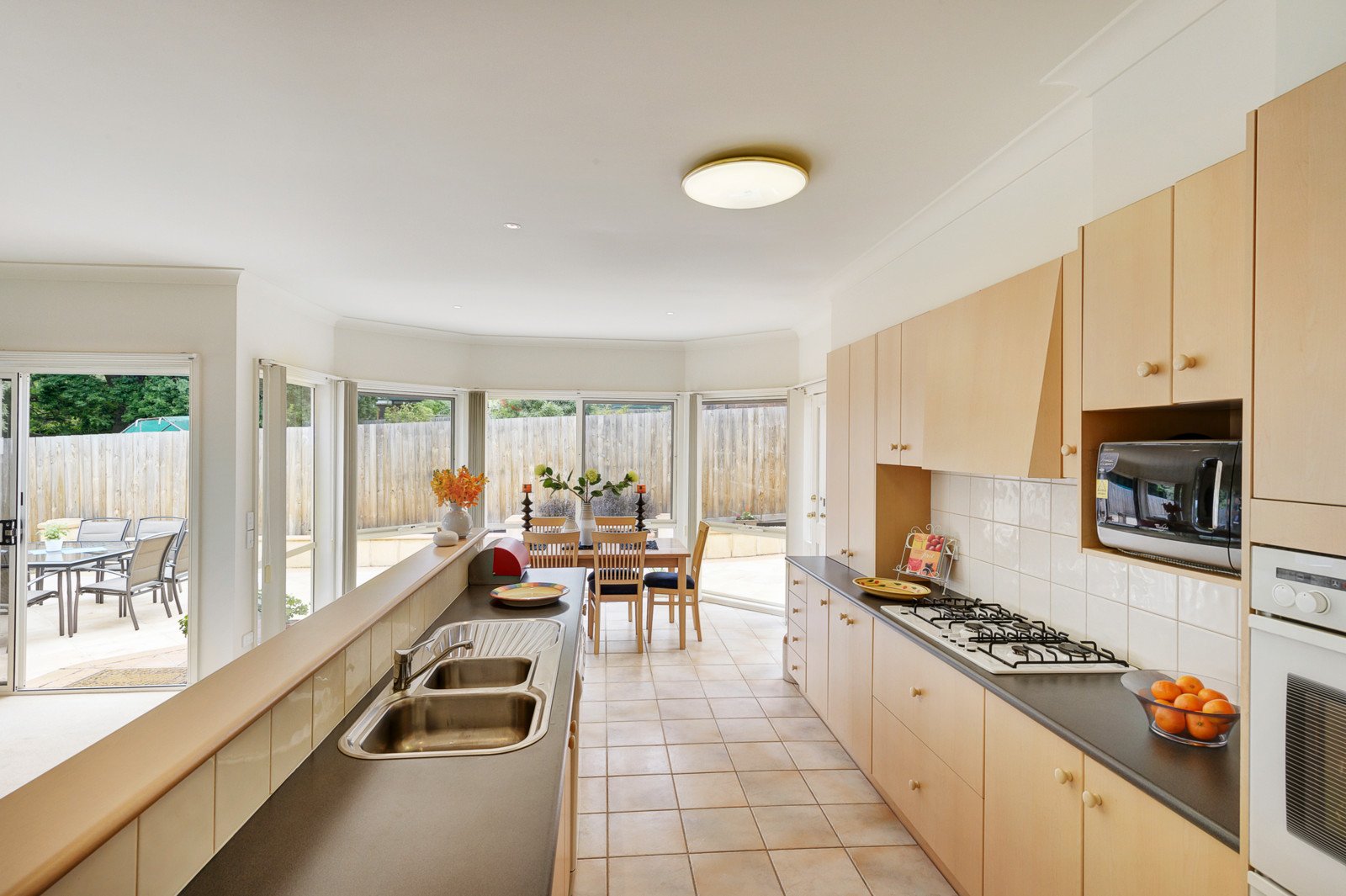 6 Fairfield Avenue, Camberwell image 6