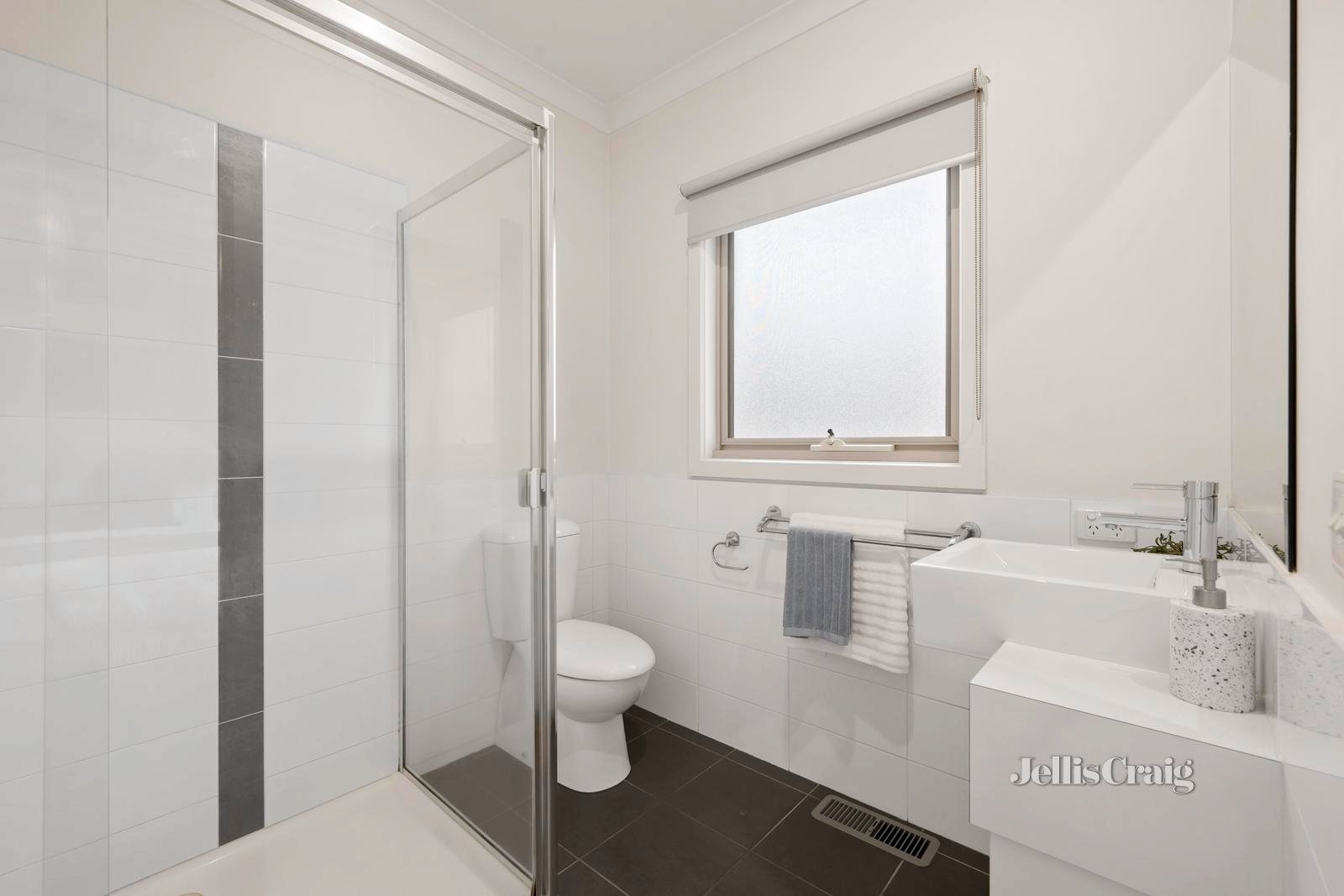 6 Fairmont Drive, Kilsyth image 6