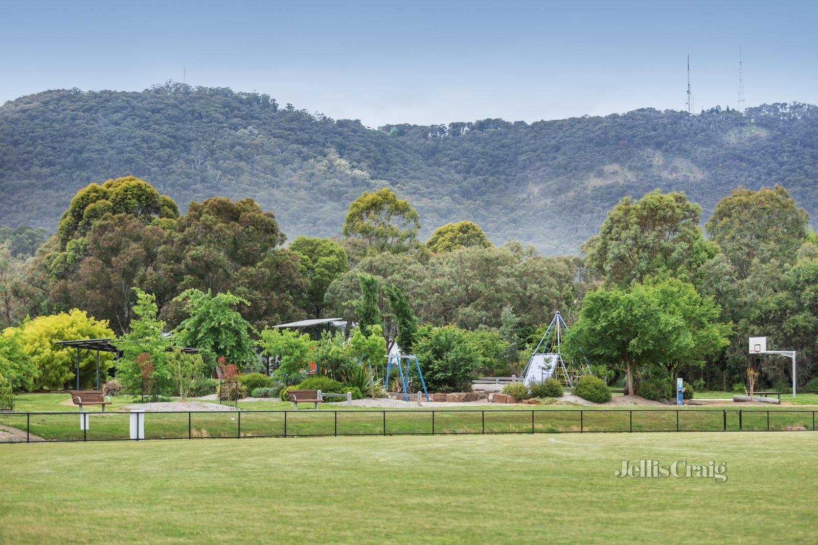 6 Fairmont Drive, Kilsyth image 12