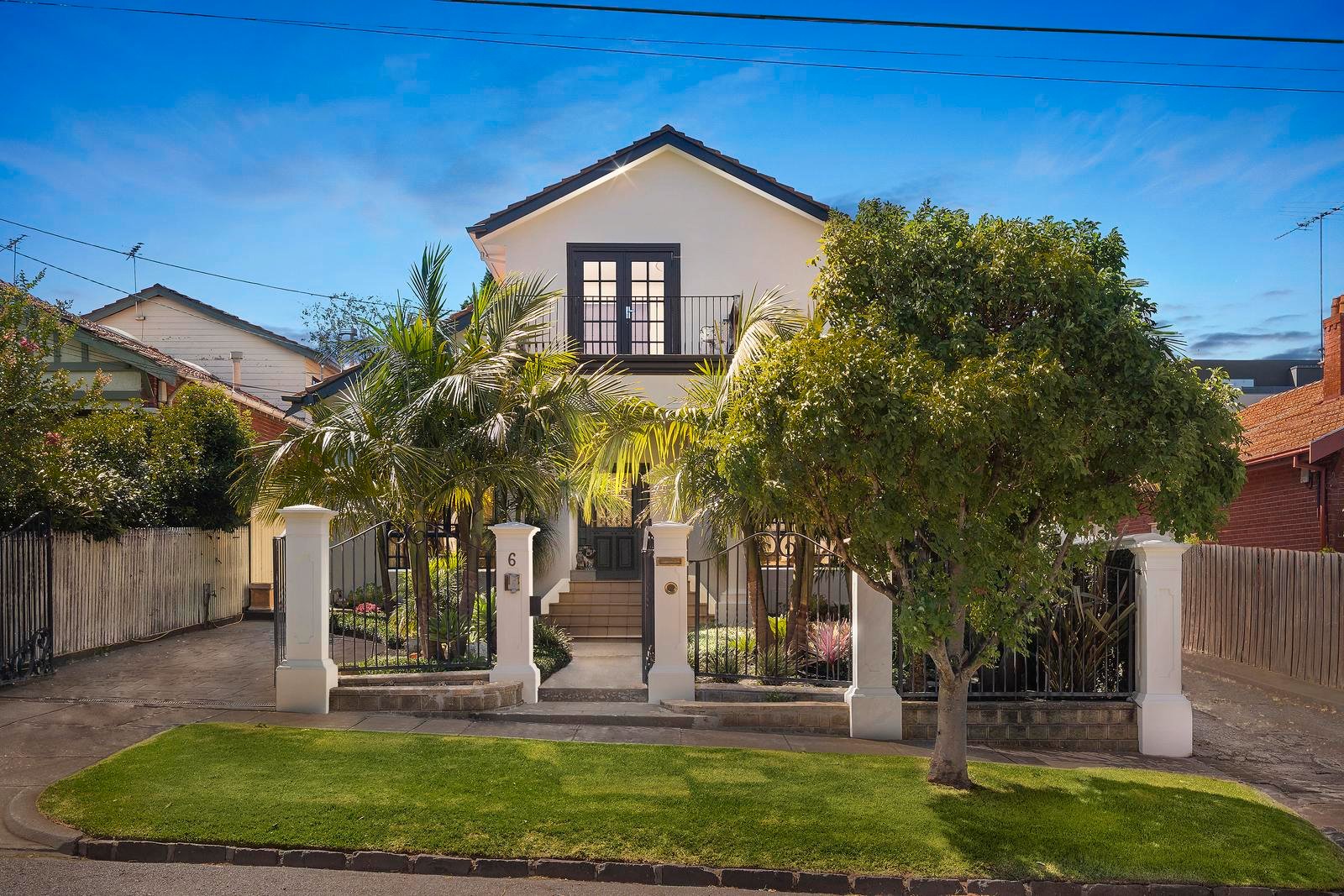 Property Gallery - Main Image