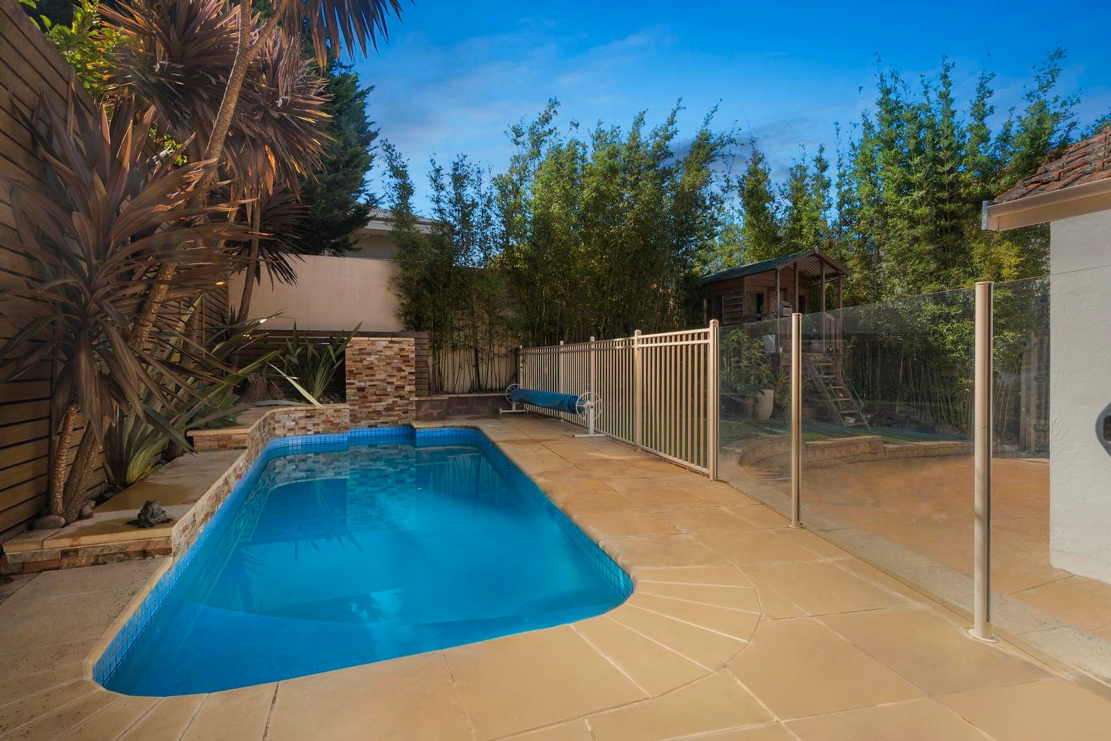 Property Gallery Thumbnail 6