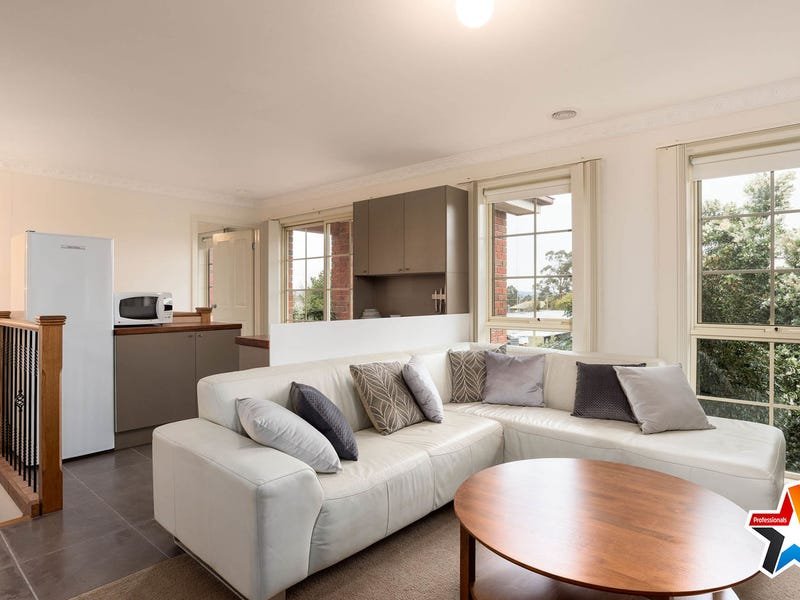 6 Farrell Avenue, Yarra Glen image 12