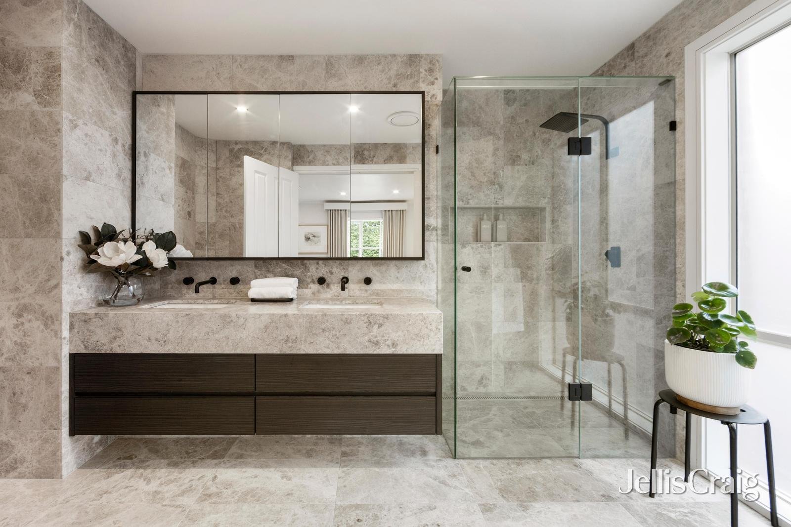 6 Fernhill Street, Glen Waverley image 20