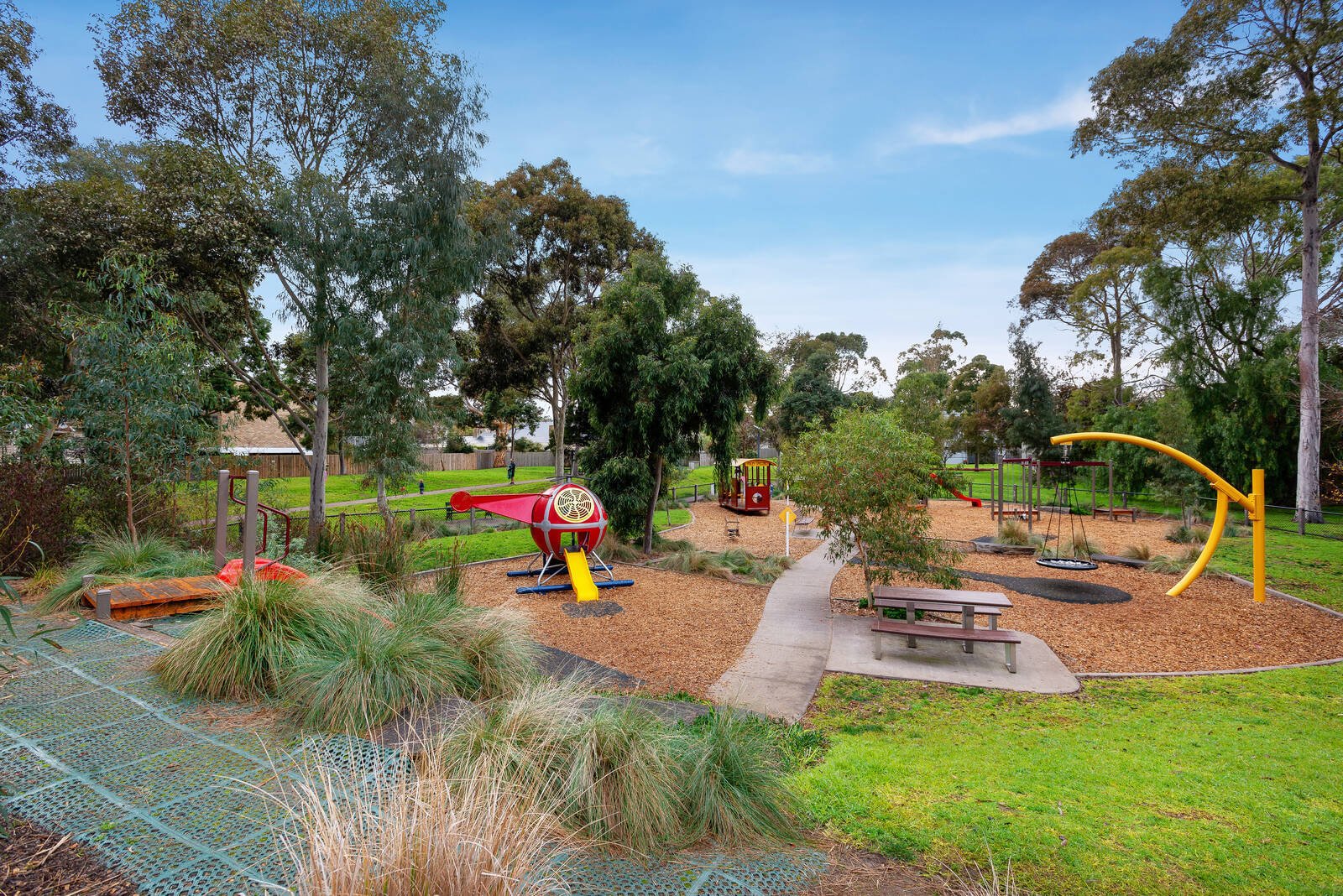 Property Gallery Thumbnail 12