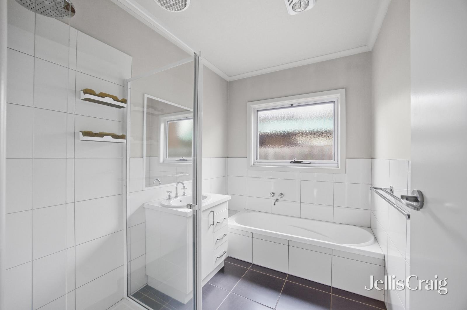 6 Form Street, Wendouree image 8