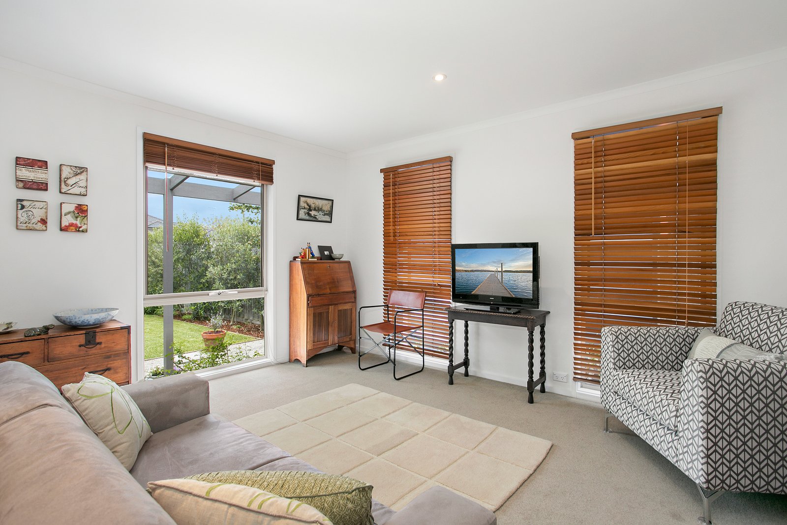 Property Gallery Thumbnail 6