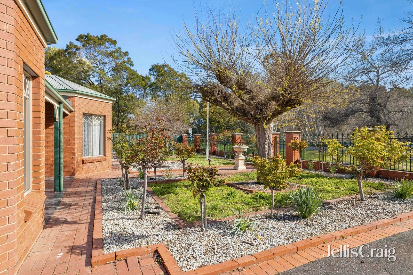 6 Gaulton Street, Castlemaine image 5