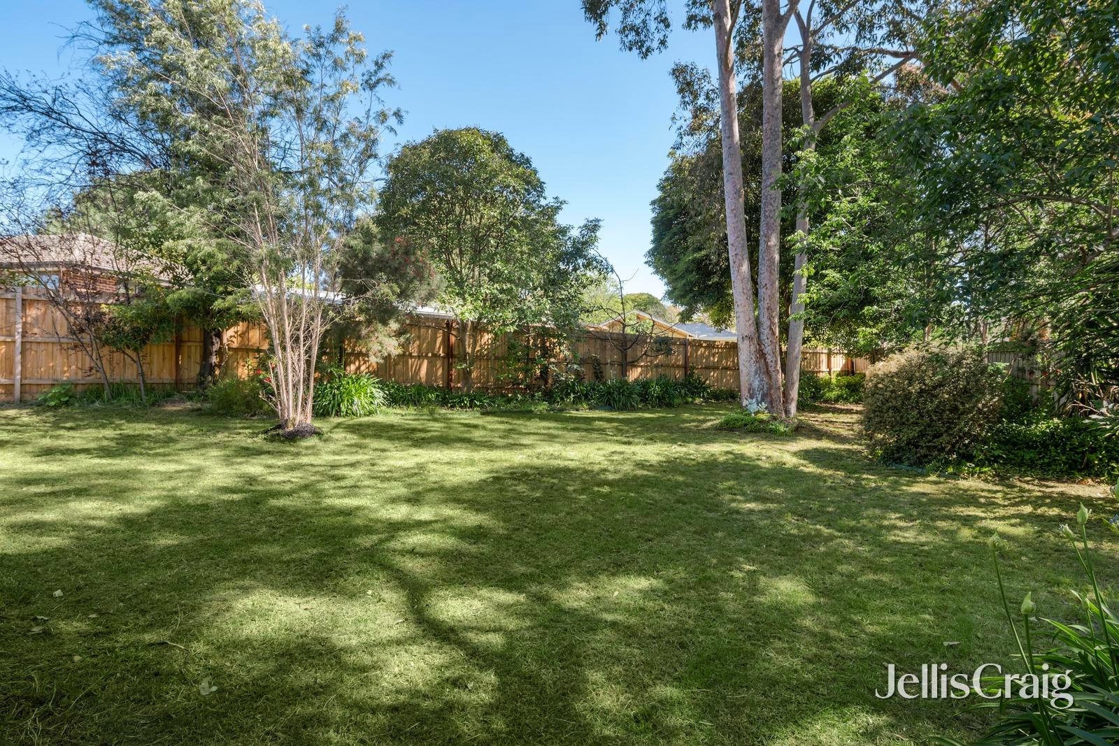 6 Gerard Court, Croydon North image 20