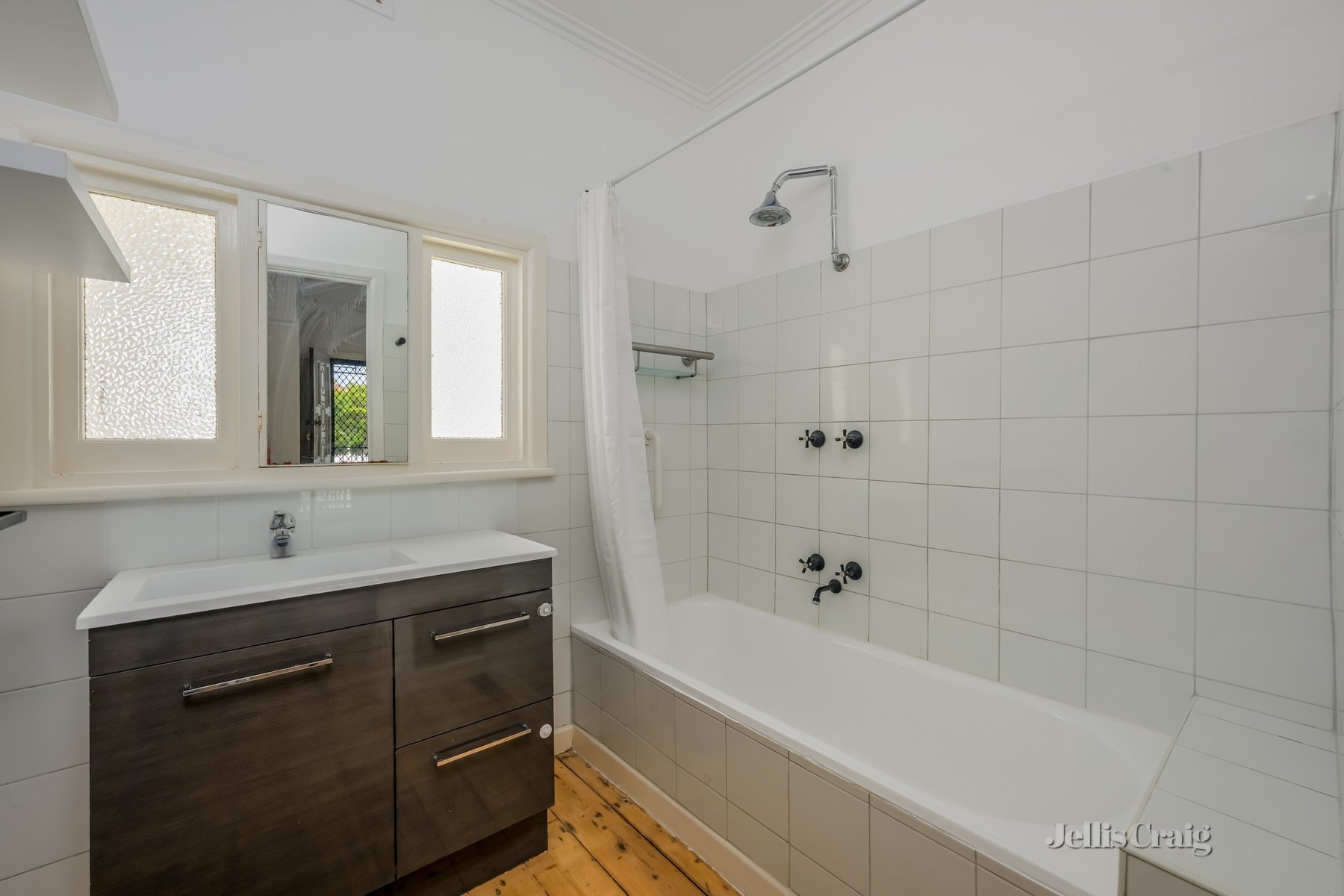 6 Gill Street, Reservoir image 5
