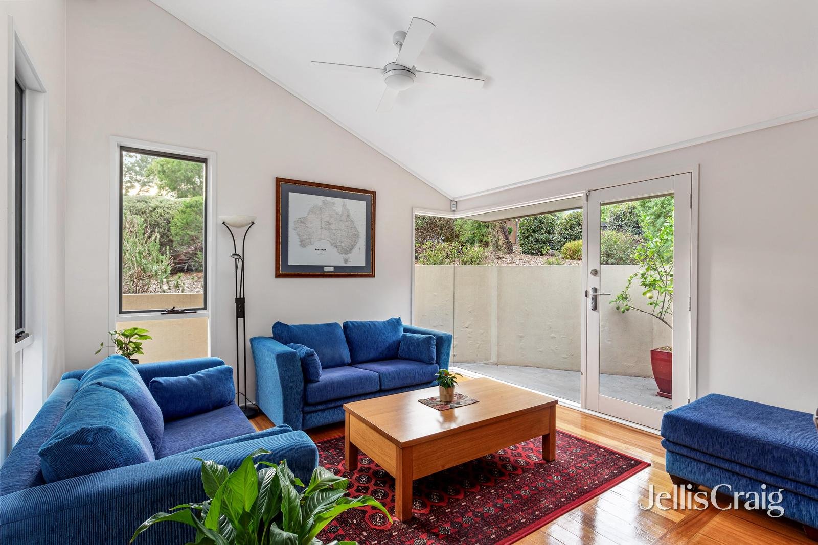 6 Glencairn Court, Eltham&nbsp;North image 2