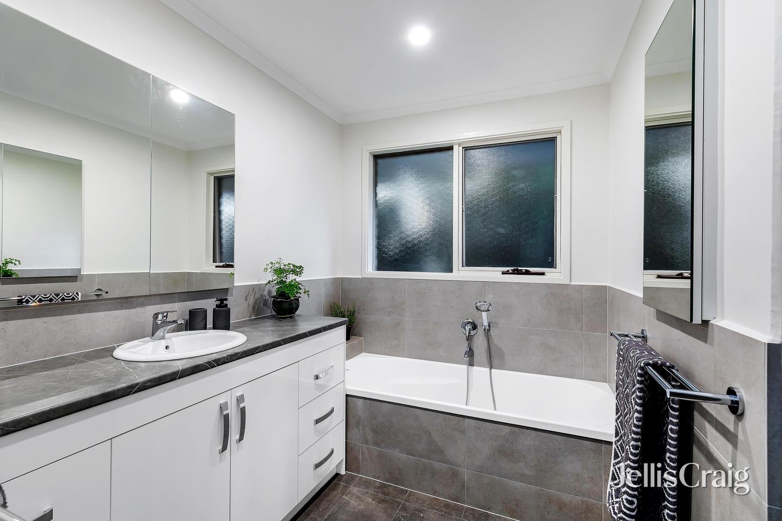 6 Glencairn Court, Eltham&nbsp;North image 8