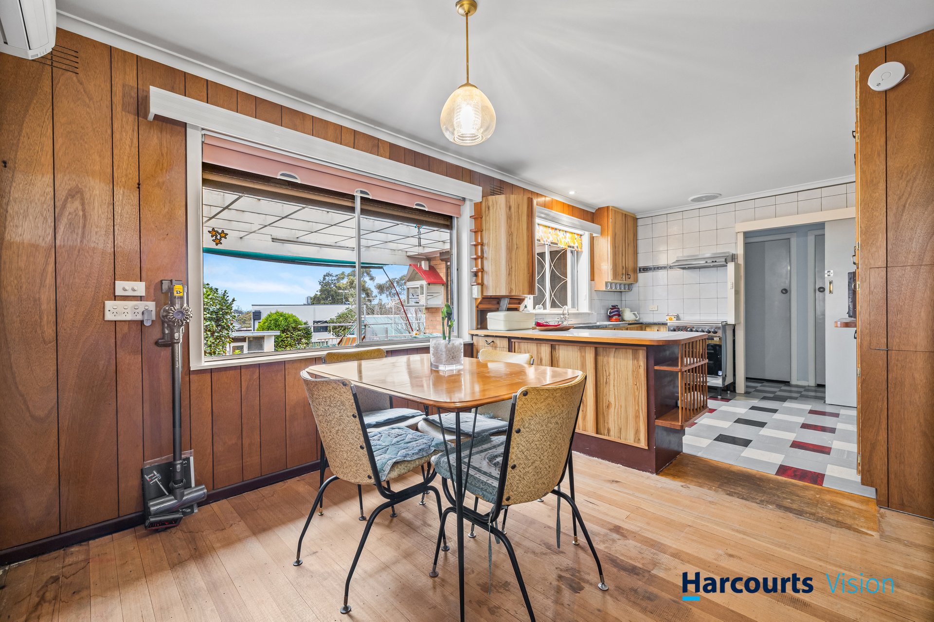 6 Glencara Street, Avondale Heights image 2