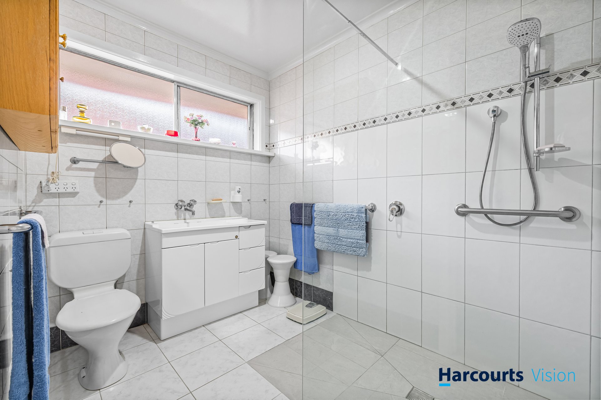 6 Glencara Street, Avondale Heights image 5