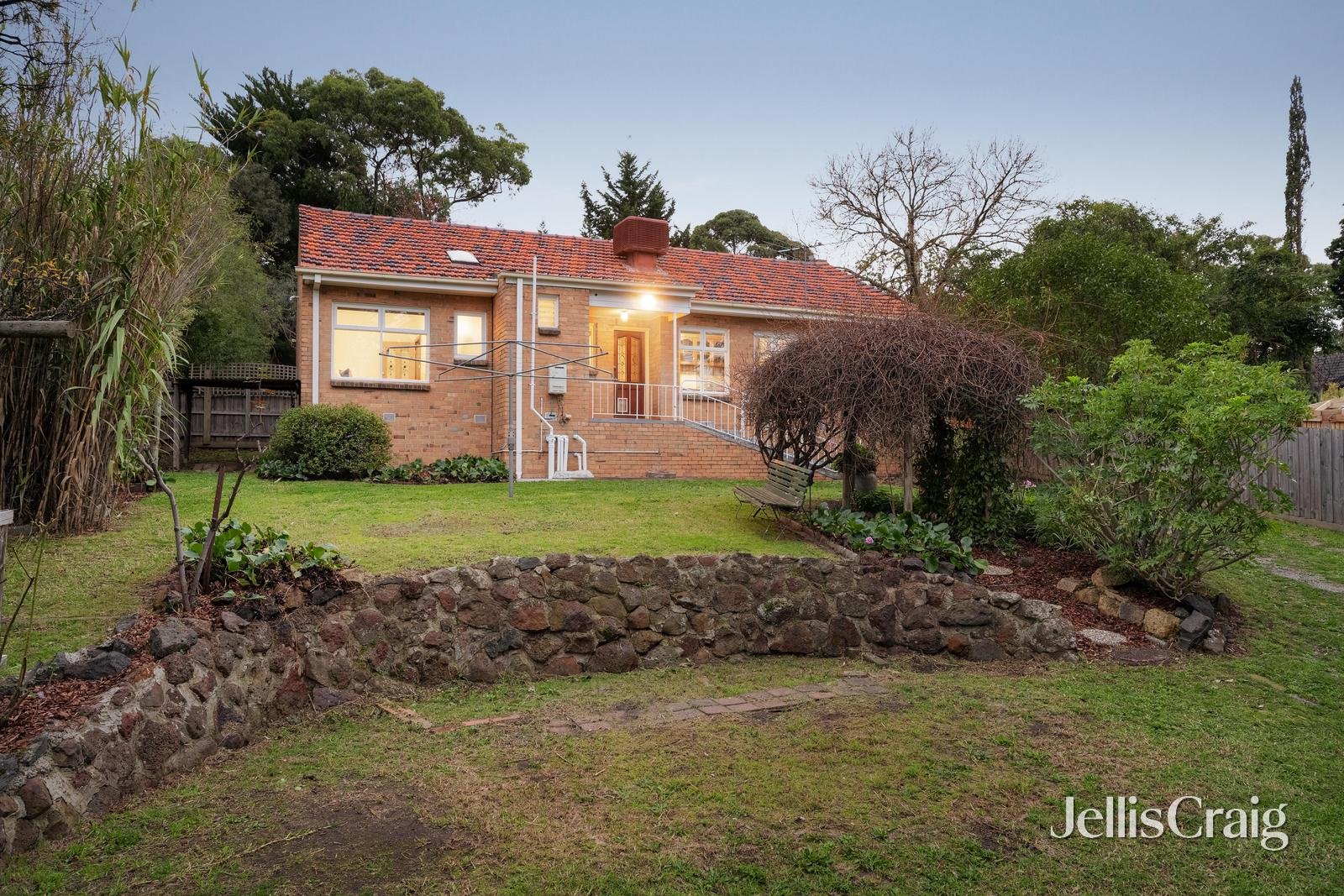 6 Glengarriff Crescent, Montmorency image 10