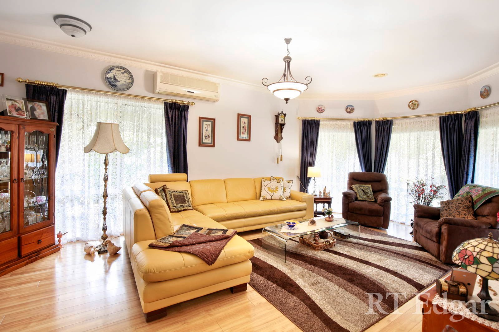 Property Gallery Thumbnail 3