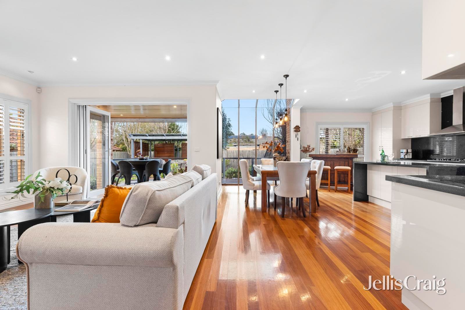 6 Glenmore Grove, Mount&nbsp;Waverley image 7