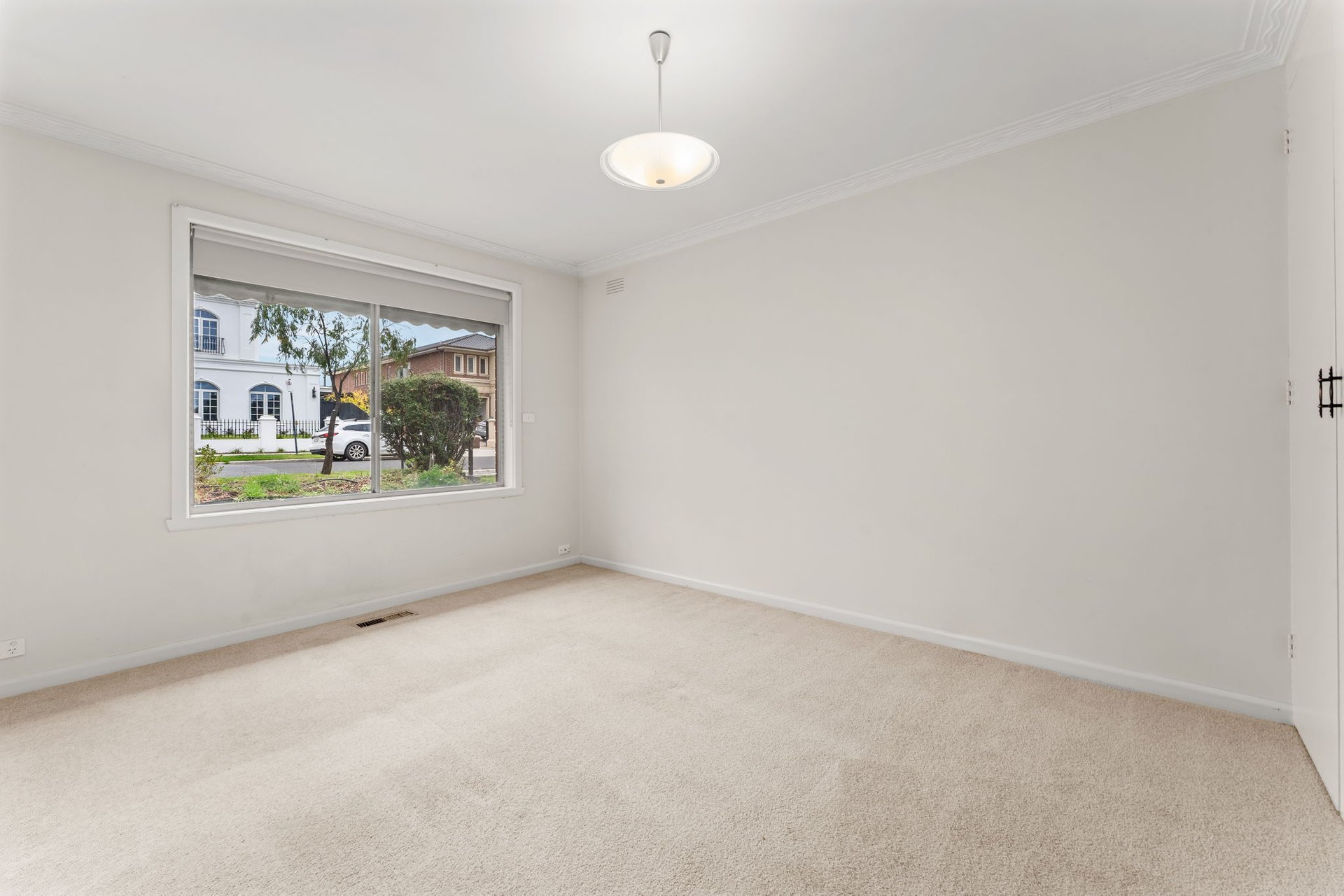6 Goodin Grove, Glen&nbsp;Waverley image 6