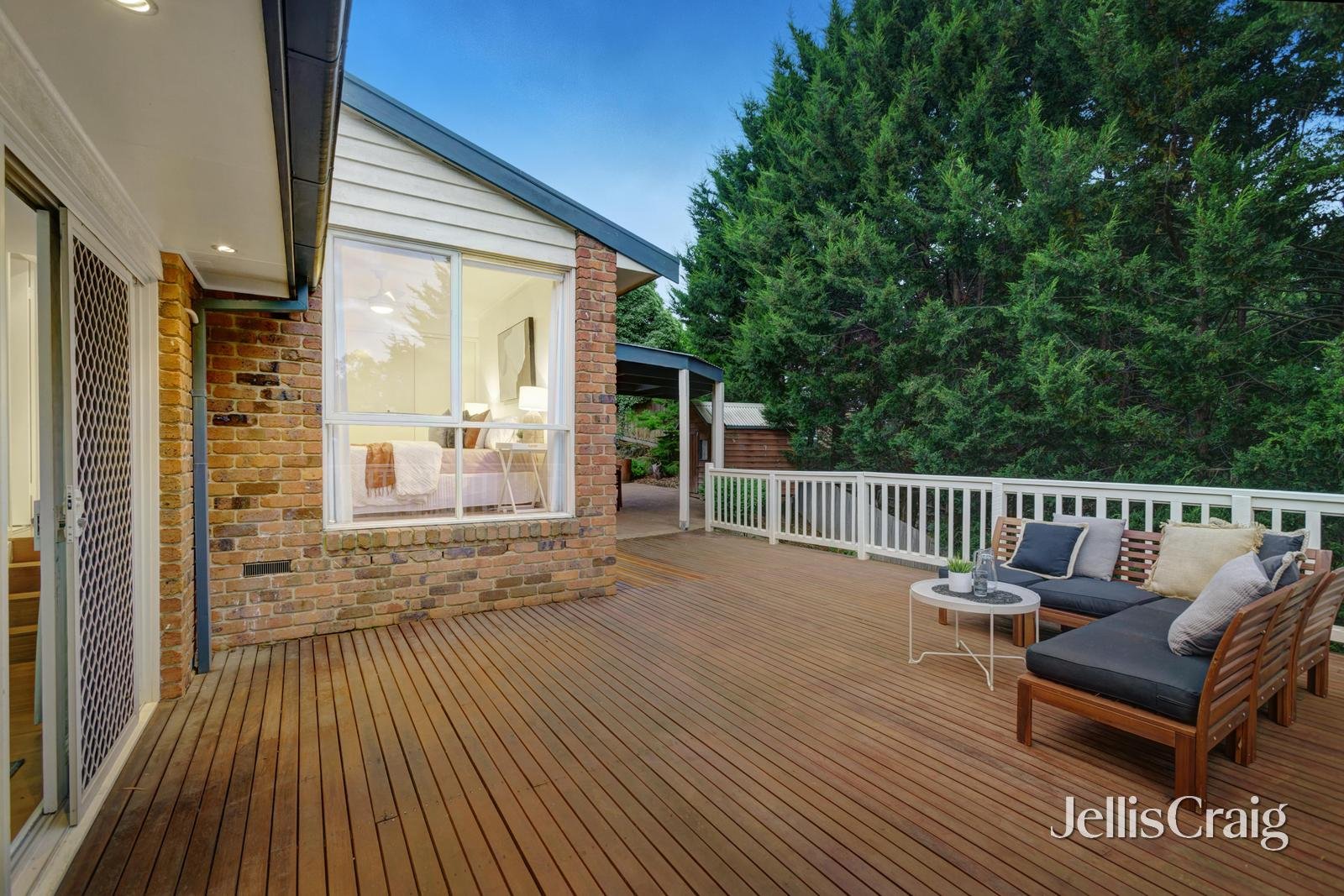 6 Goodlet Place, Eltham image 9
