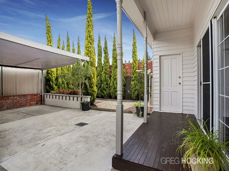 6 Gordon Parade, Yarraville image 9