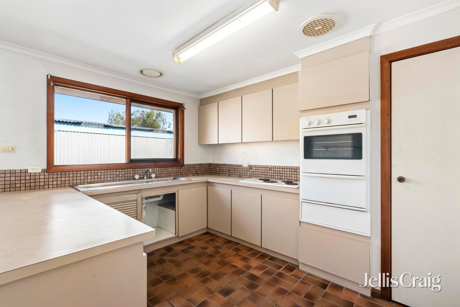 6 Graham Street, Glen&nbsp;Waverley image 5