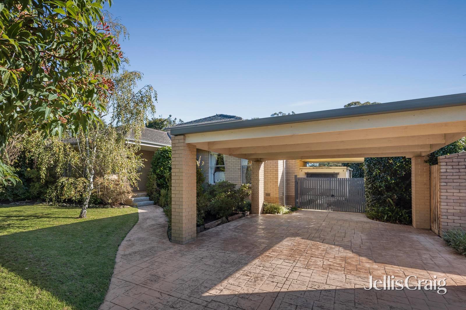 6 Gum Tree Close, Croydon image 15
