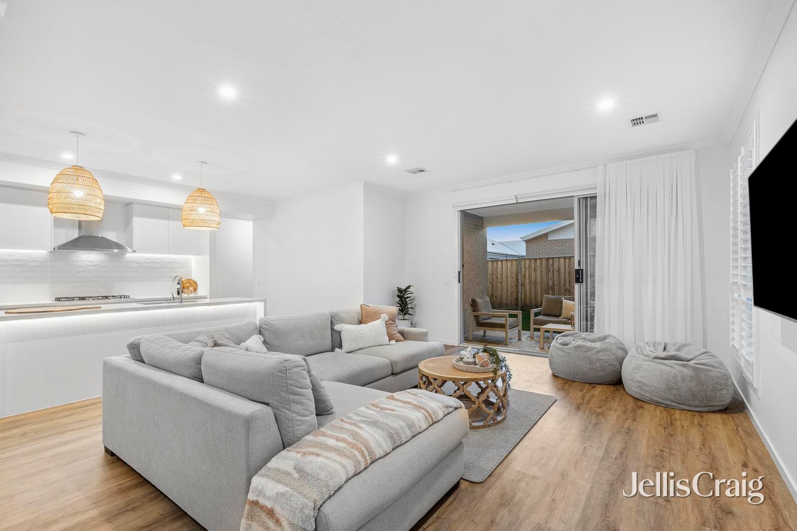 6 Halcyon Street, Point&nbsp;Lonsdale image 4