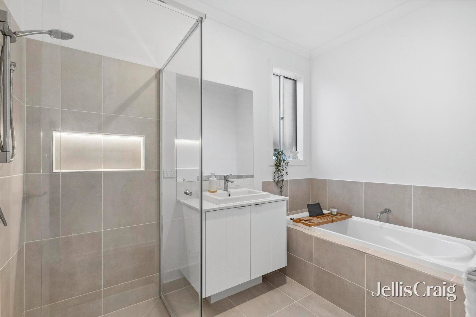 6 Halcyon Street, Point&nbsp;Lonsdale image 8