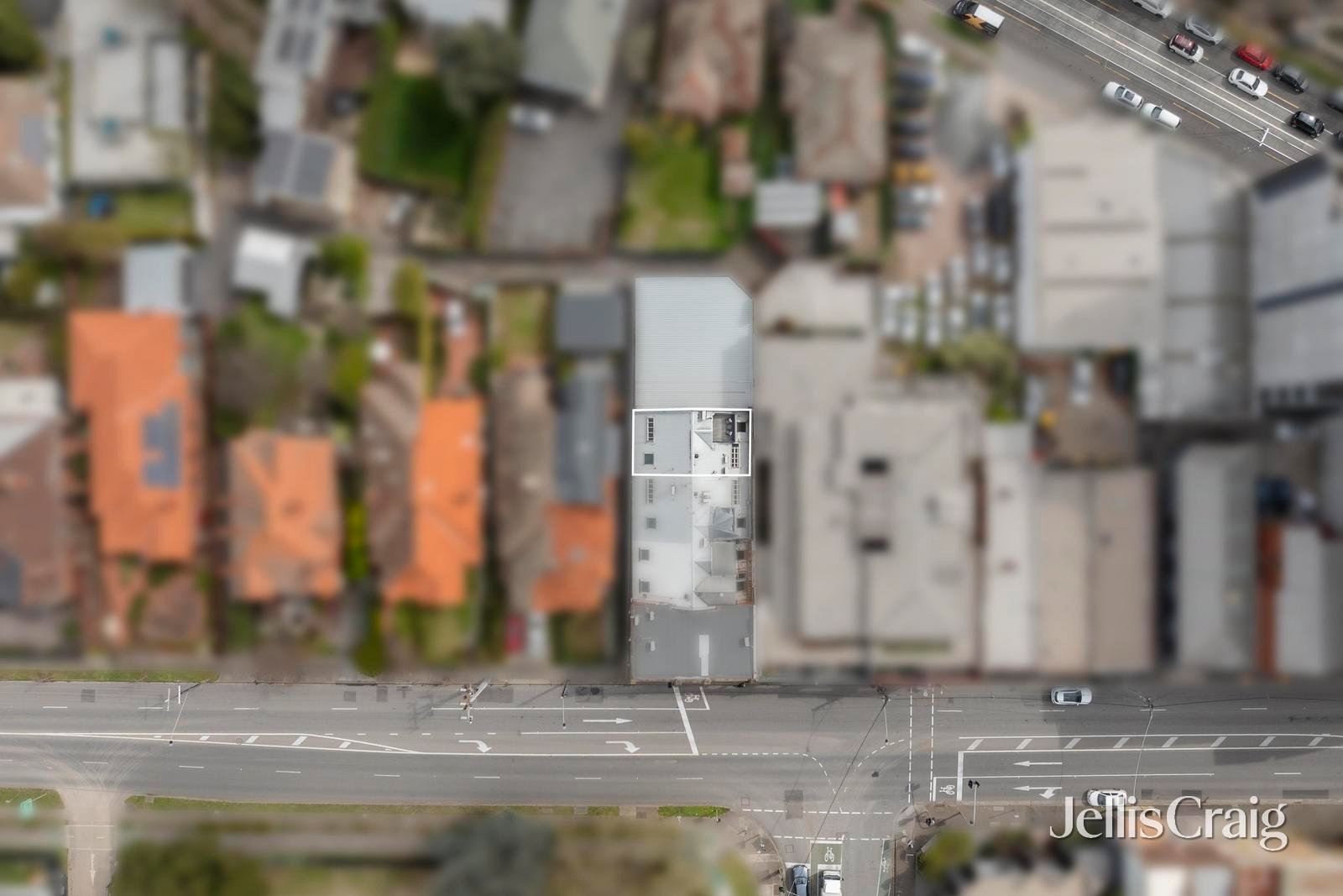 6 Halfey Lane, Kew image 25