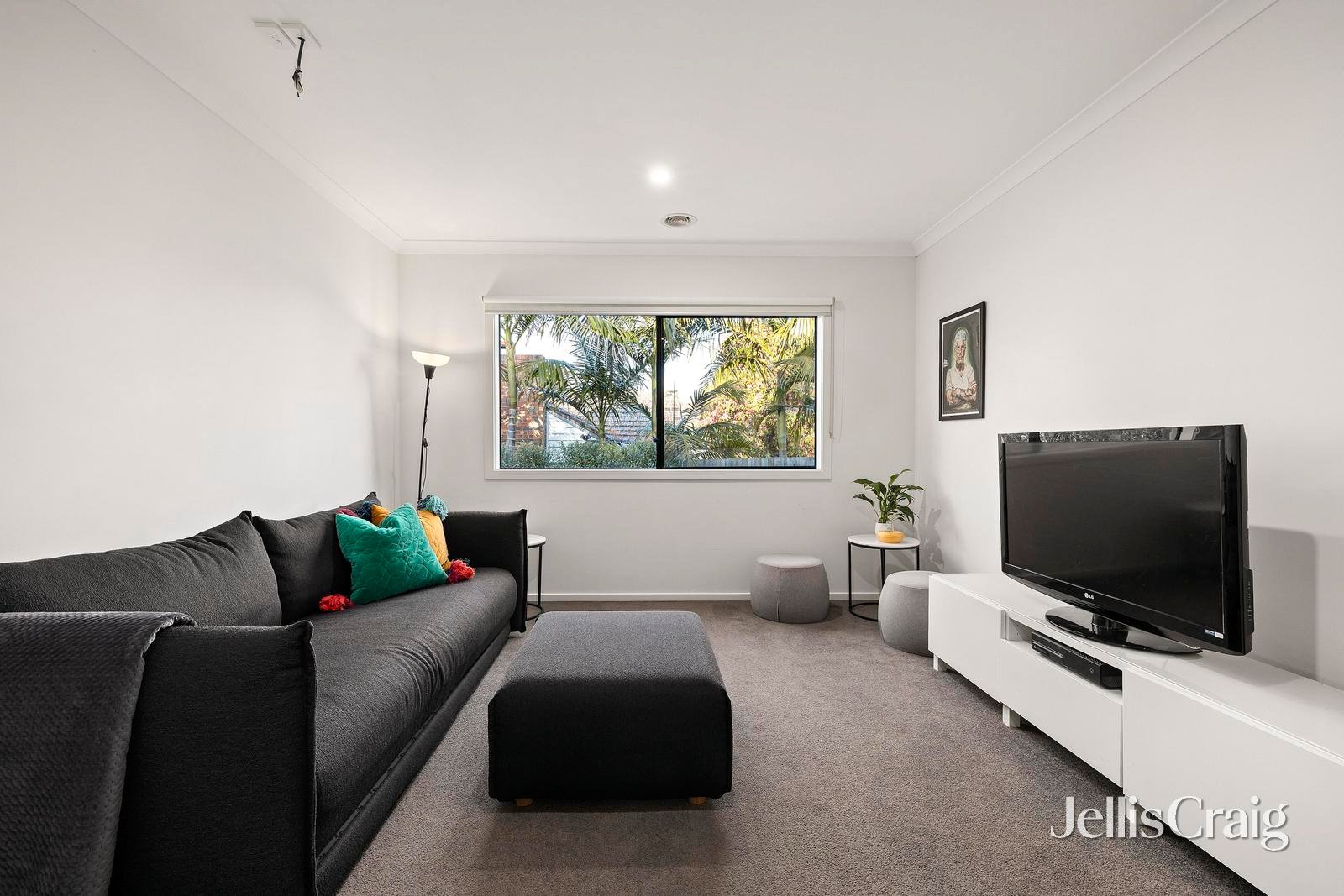 6 Hardidge Street, Croydon image 8