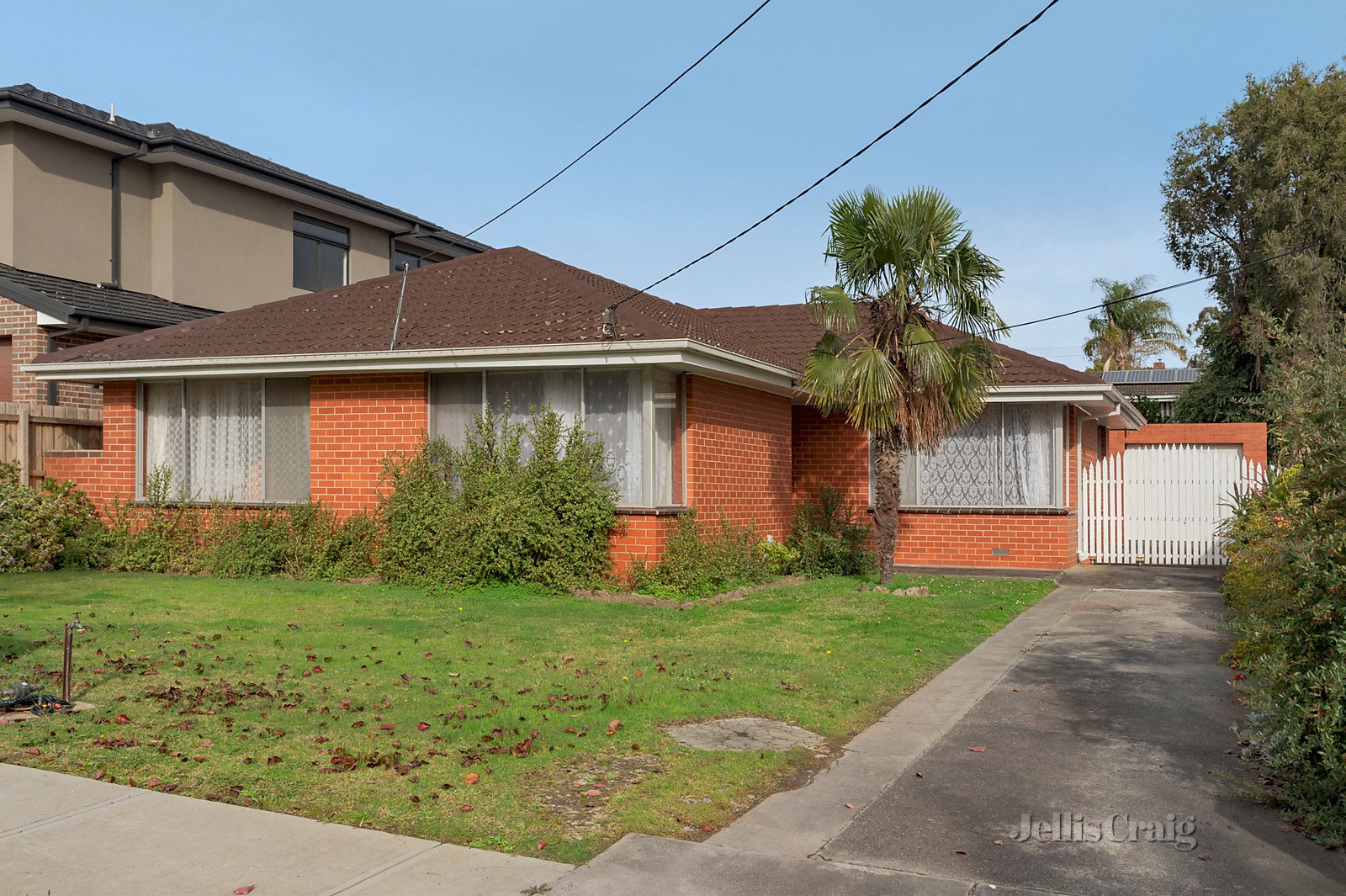 6 Hardwood Court, Mitcham image 1