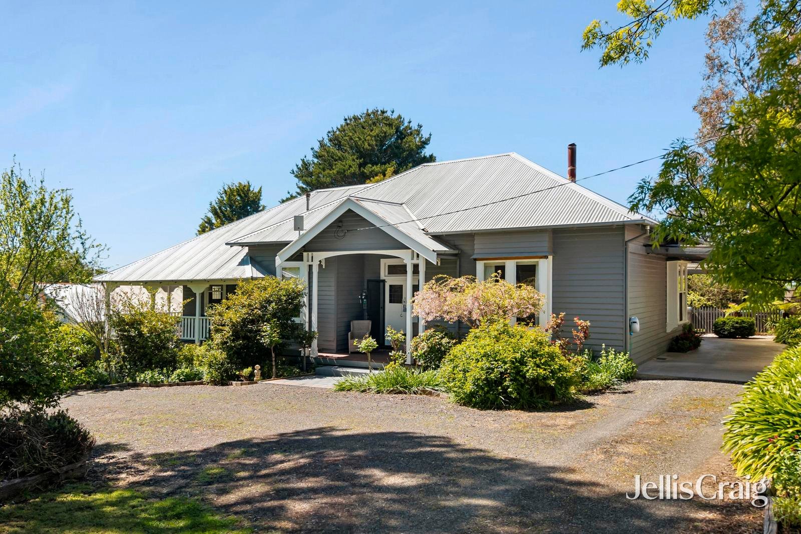 6 Harpers Street, Tylden image 1