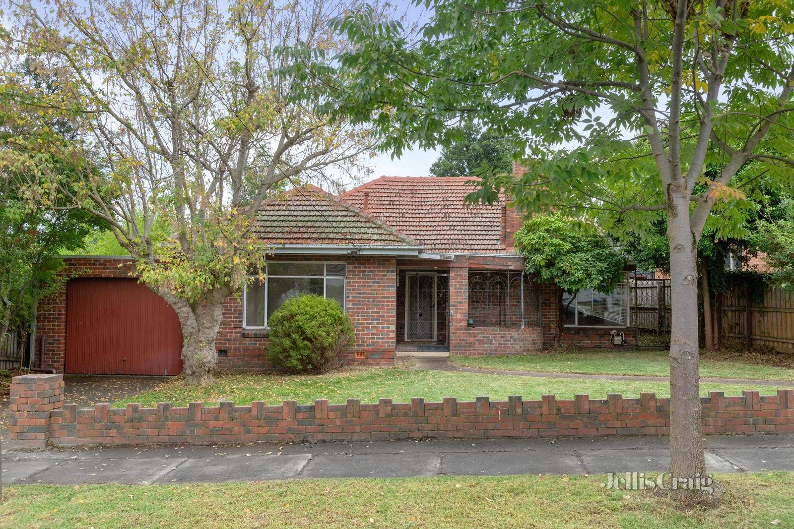 6 Hatfield Street, Balwyn North image 2