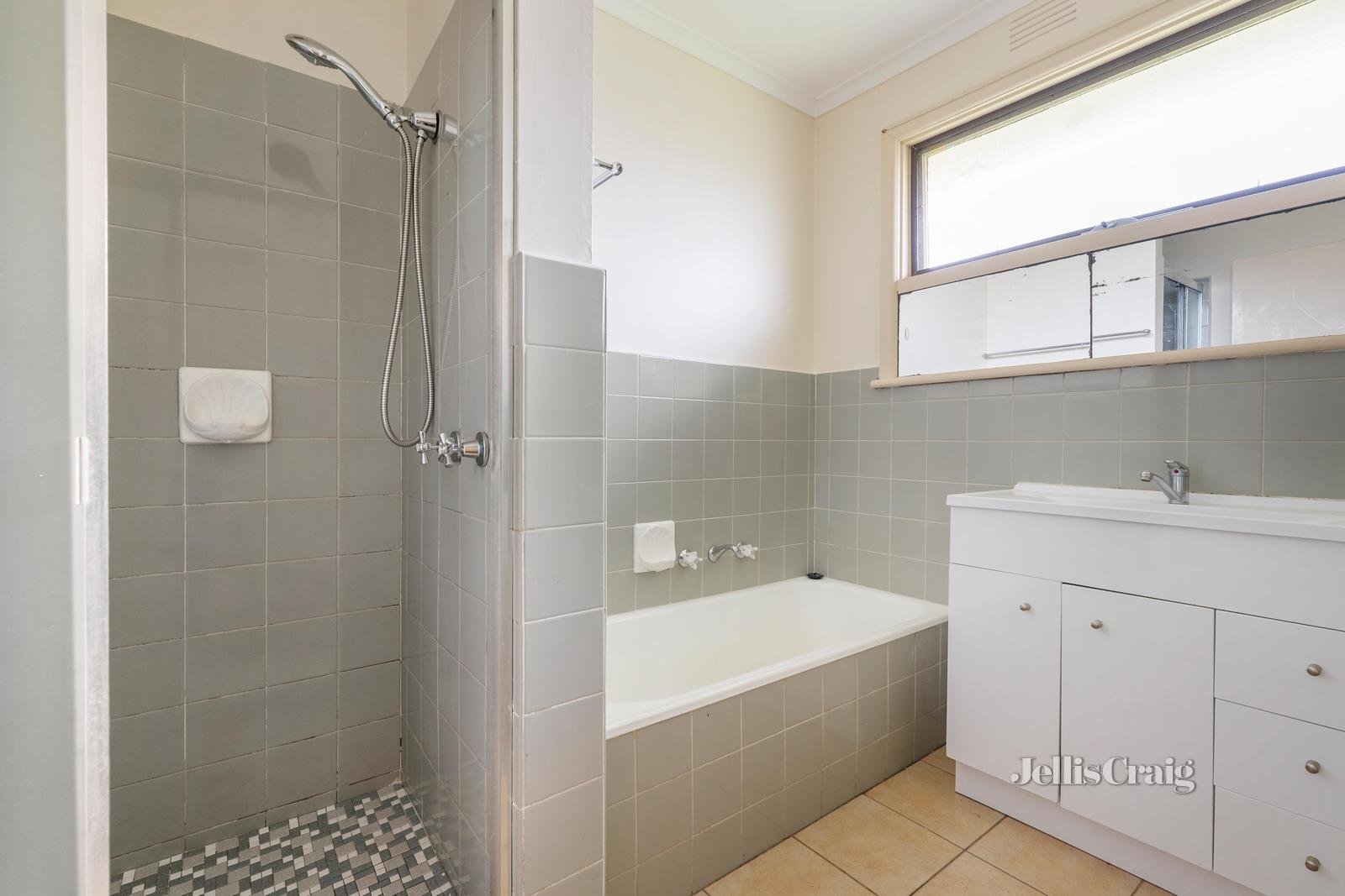 6 Heath Street, Glen Waverley image 6