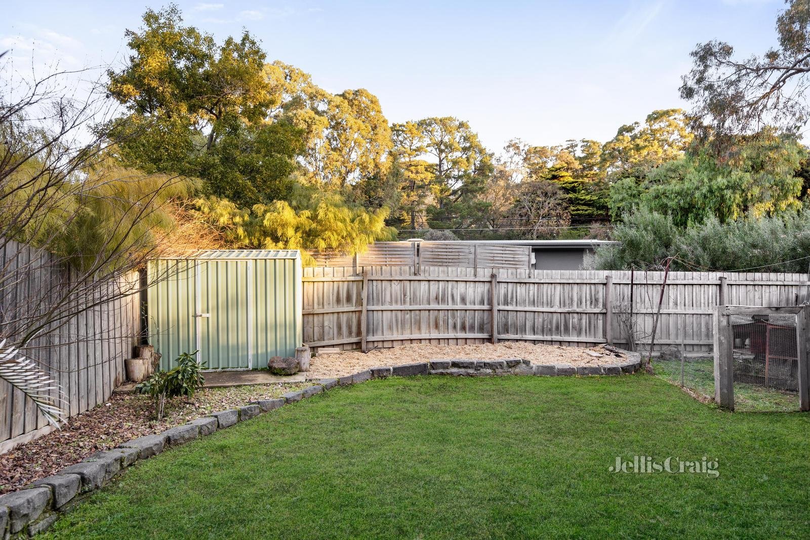 6 Hibiscus Avenue, Briar Hill image 13