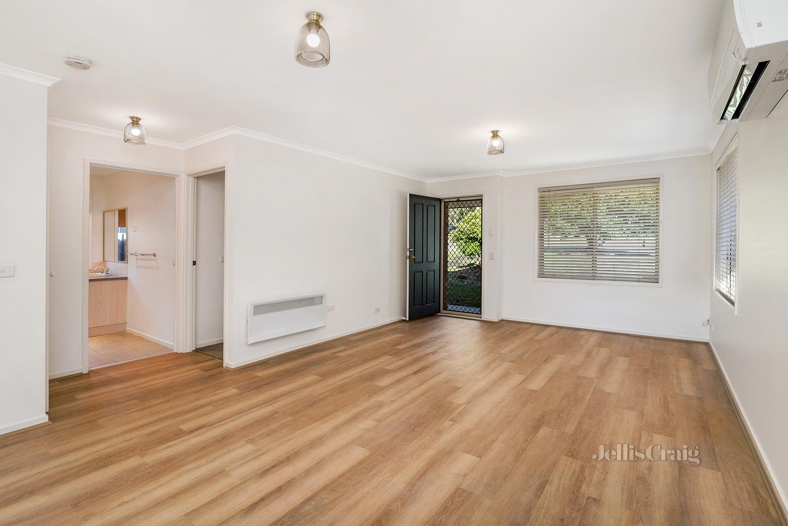 6 High Street, Woodend image 2