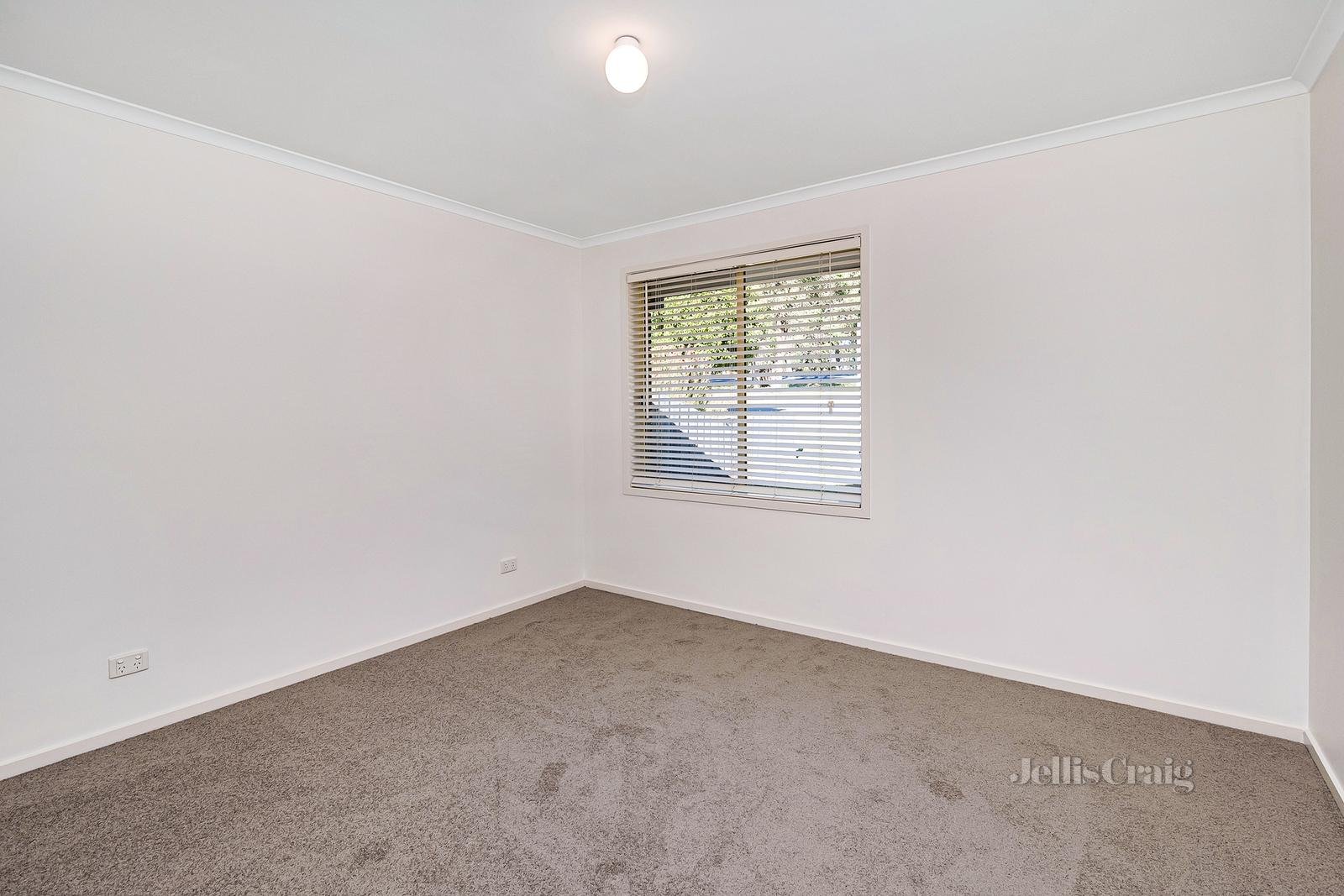 6 High Street, Woodend image 7