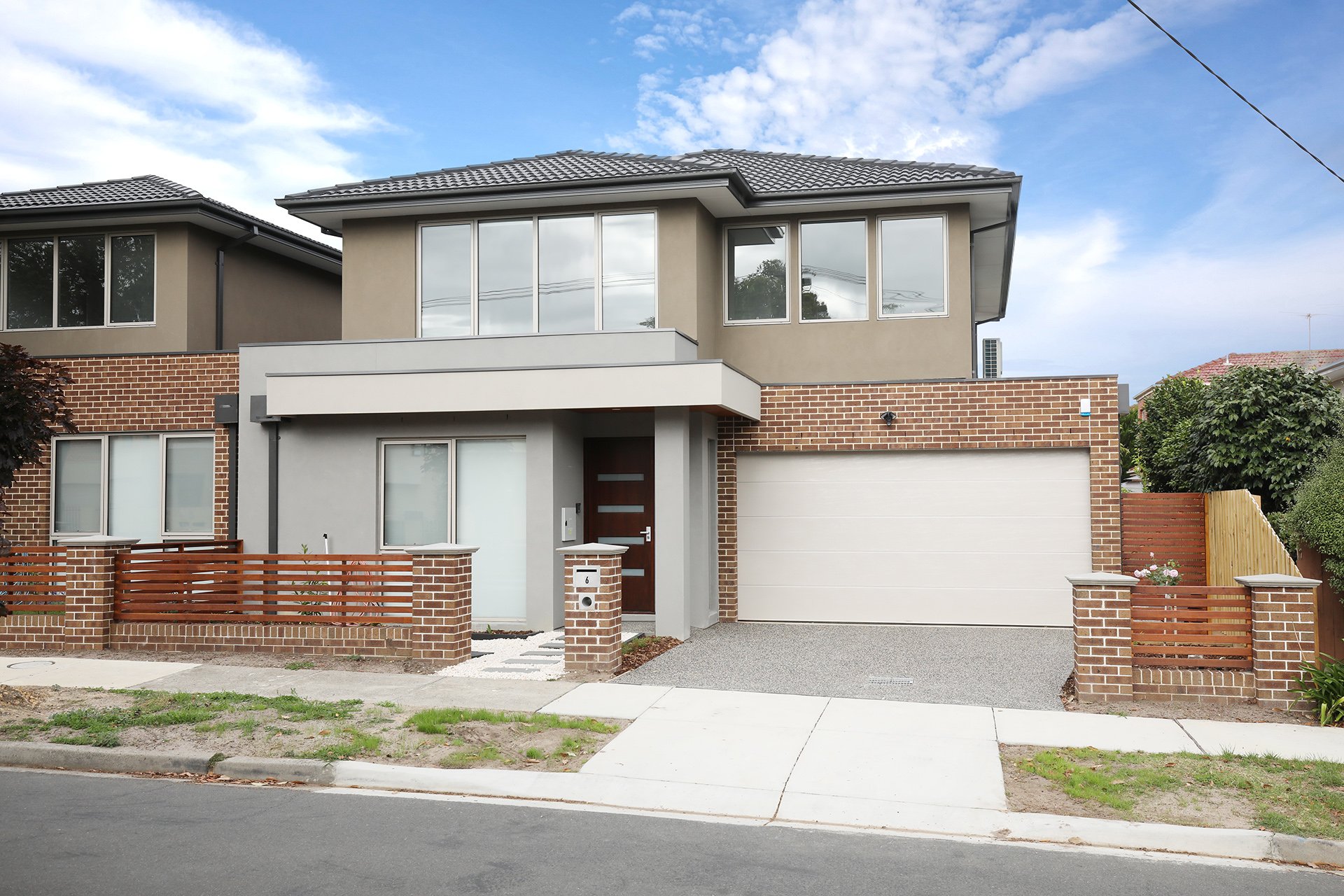 6 Highfield Road, Doncaster East image 1