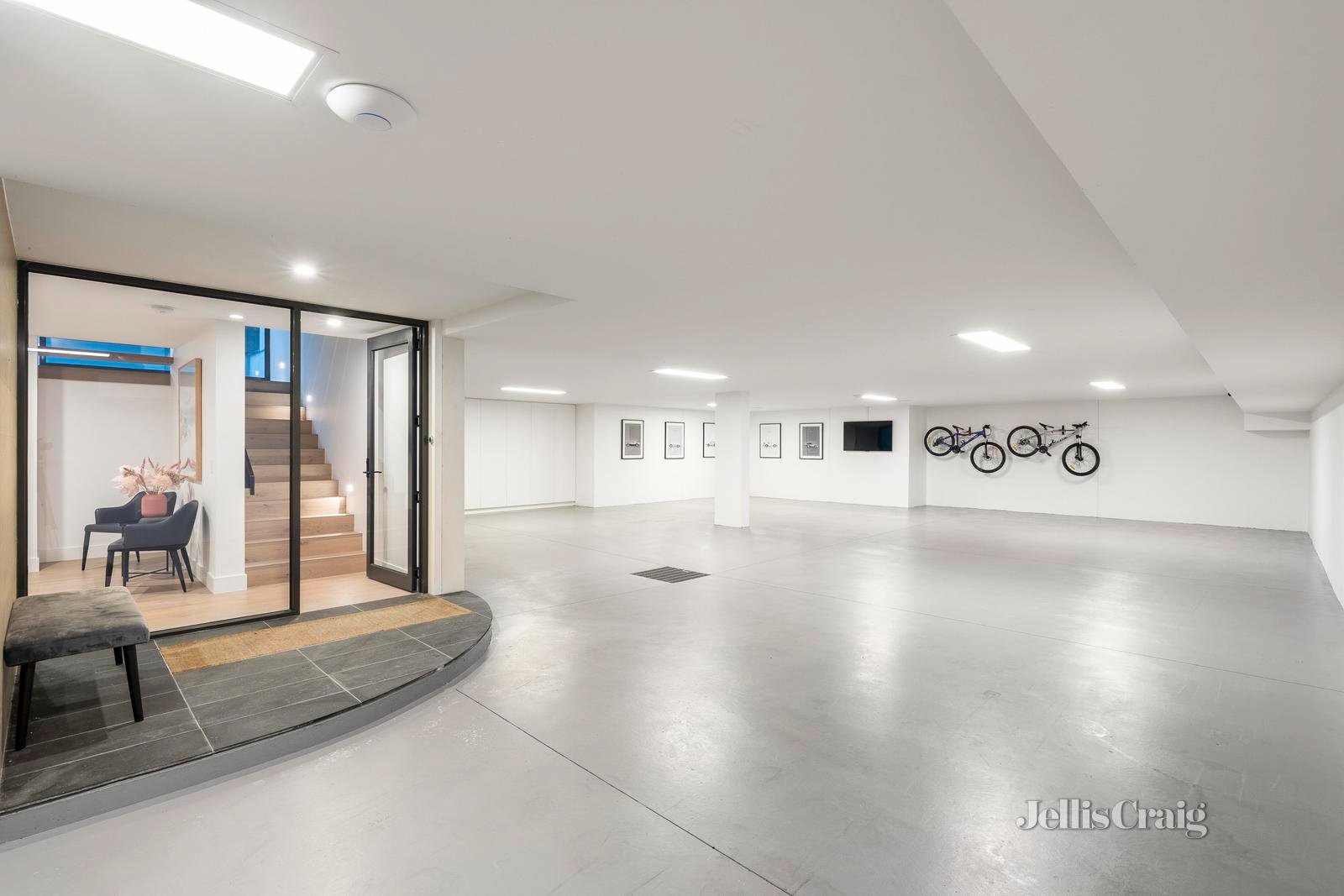 6 Hillcrest Avenue, Kew image 21