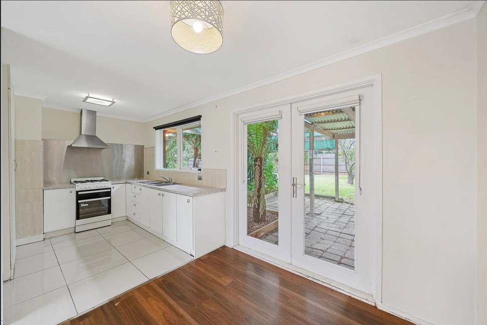 6 Homer Court, Ferntree Gully image 3