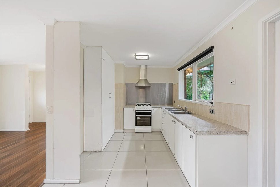 6 Homer Court, Ferntree Gully image 2