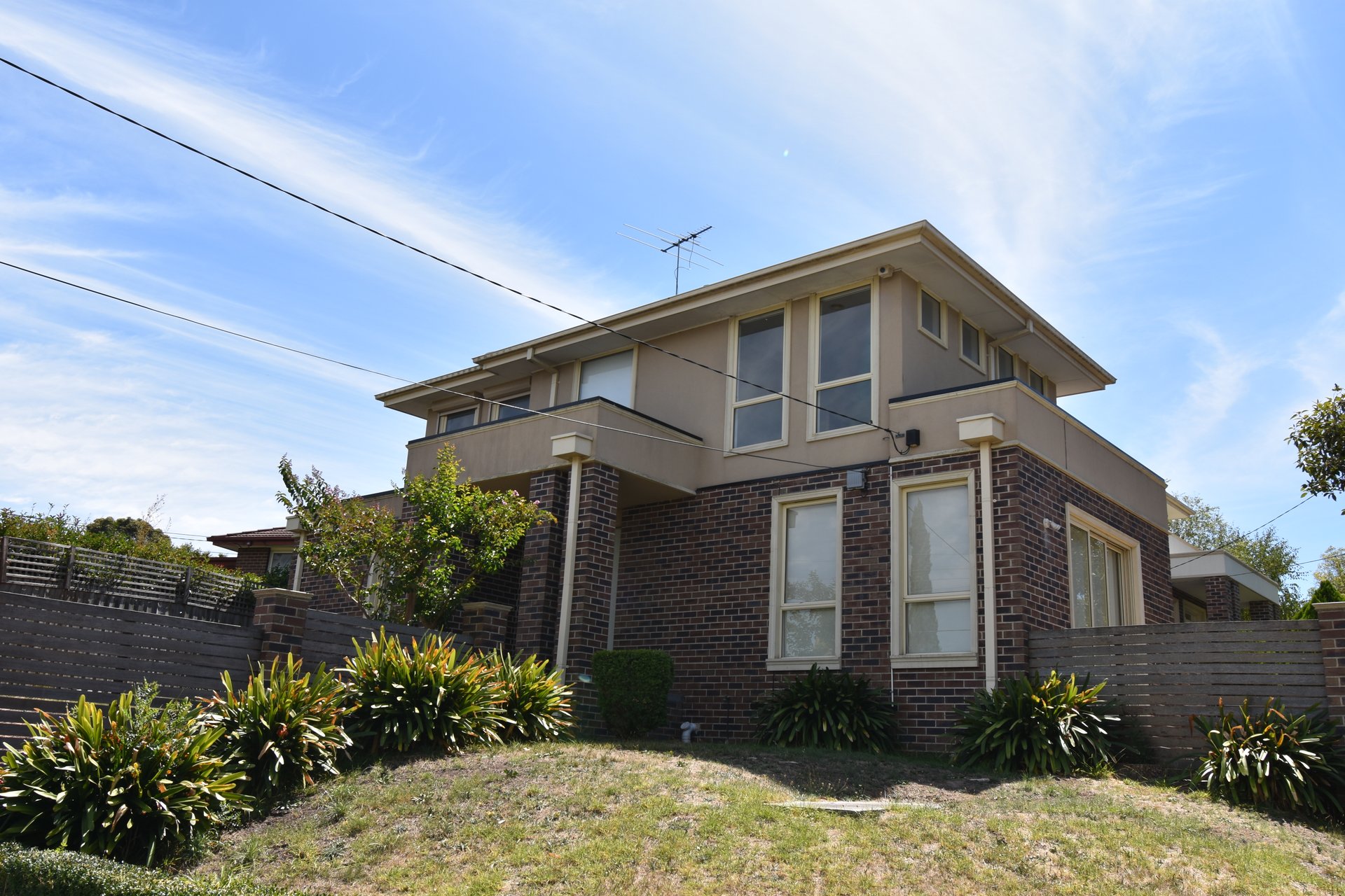 6 Honni Mews, Doncaster East image 1