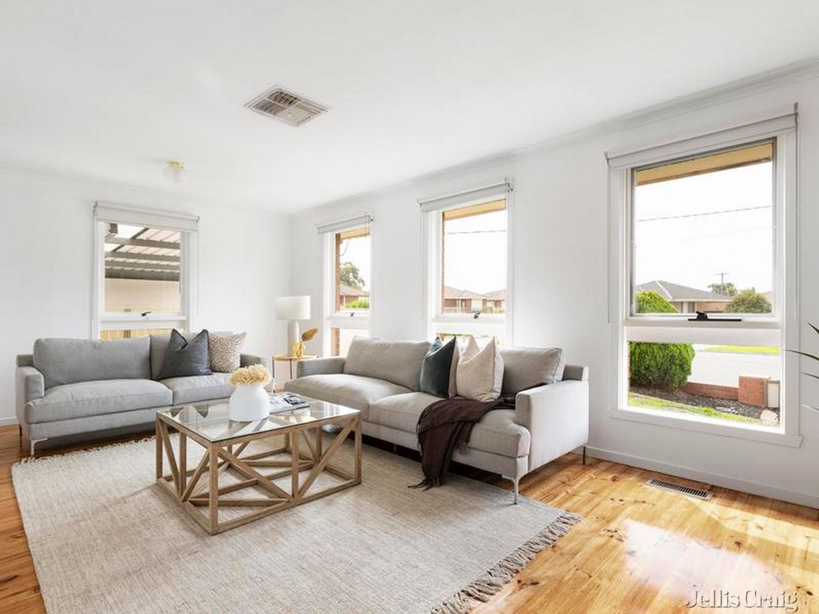 6 Howe Court, Thomastown image 1