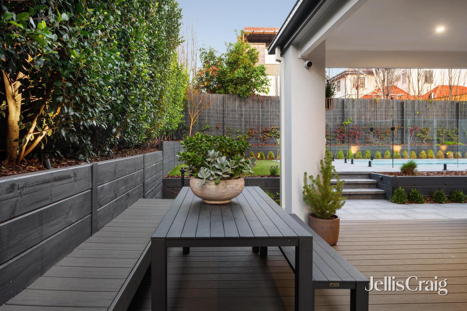 6 Hudson Street, Hampton image 8