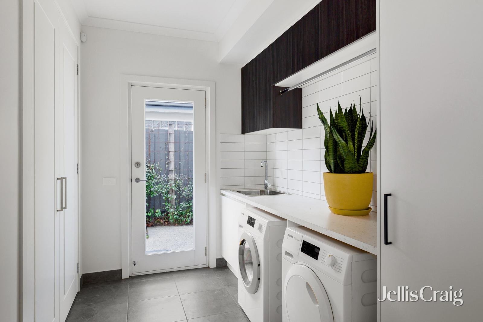 6 Hudson Street, Hampton image 21