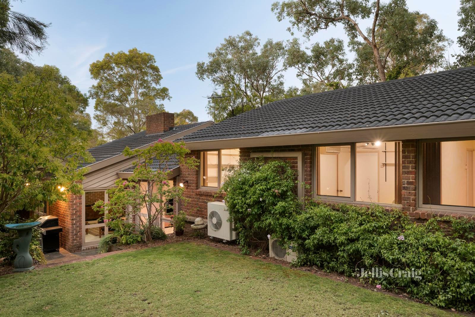 6 Ibsley Square, Eltham image 19