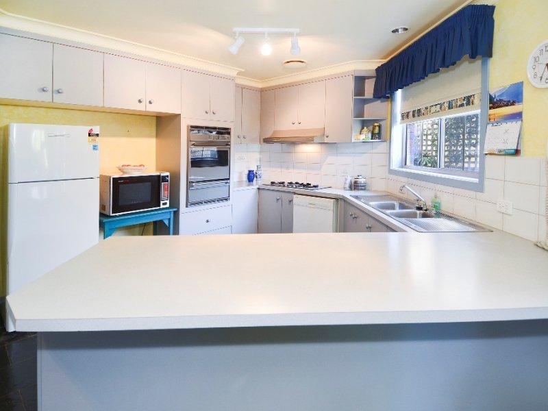 6 Ingrid Court, Herne Hill image 5